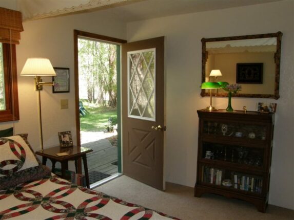 Victorian Room, Time After Time Bed and Breakfast